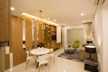 Nice Officetel at River Gate for Rent with White Decor