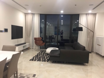 Vinhomes Central Park 4 Bedrooms For Rent , River View